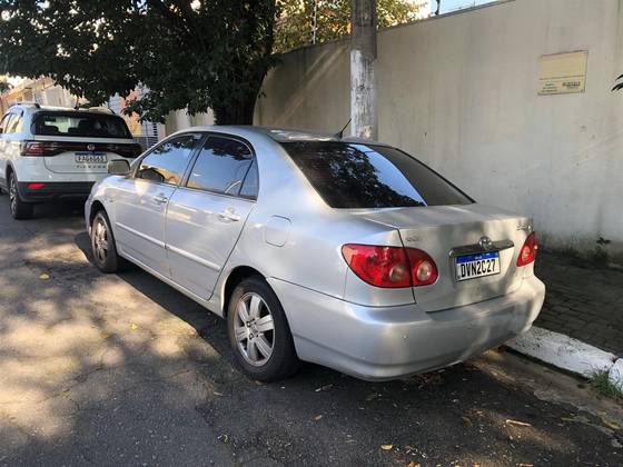 TOYOTA COROLLA 1.8 XEI 16V GASOLINA 4P AUTOMÁTICO TOYOTA COROLLA 1.8 XEI 16V GASOLINA 4P AUTOMÁTICO